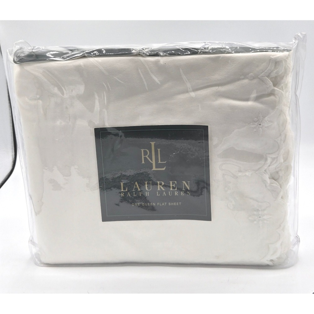 Lauren Ralph Lauren "Hope Chest" Winter White Scallop Edge Queen Flat Sheet